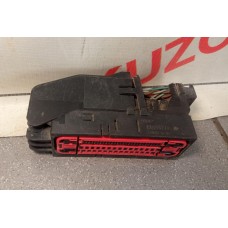 Разъем Chevrolet Captiva (C100) 2006-2010 1355513D