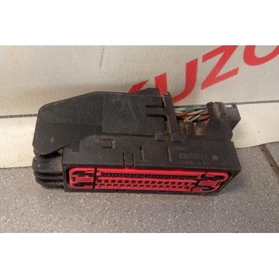 Разъем Chevrolet Captiva (C100) 2006-2010 1355513D