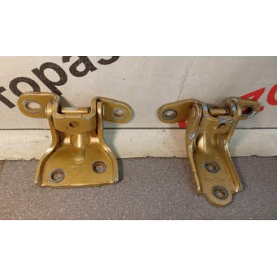 Петля двери ПЕРЕДНЕЙ ЗАДНЕЙ ПРАВОЙ НИЖНЯЯ Hyundai Tucson (JM) 2004-2010 793202E000