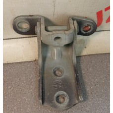 Петля двери передней правой верхняя HYUNDAI GETZ (2002>) 79320-1C000