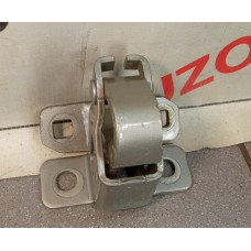 Петля двери багажника верхняя  VAZ Lada Largus 2012> 6001548847