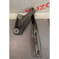 Петля капота левая VAZ Lada Granta 2011> 21900840701100