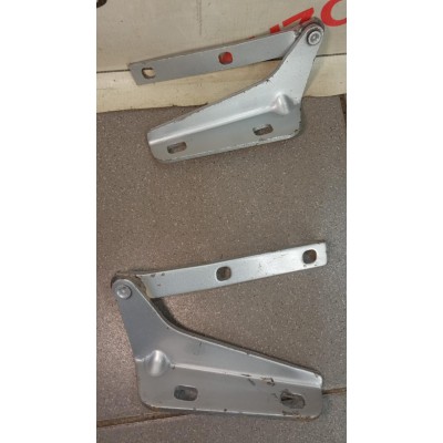Петля капота правая VAZ Chevrolet NIVA 2002-2020 212308407010