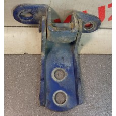 Петля двери передней правой нижняя  Toyota Corolla E11 1997-2001