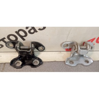 Петля двери задней правой верхняя Toyota Corolla E15 2006-2013 Camry V40 2006-2011 6875002020