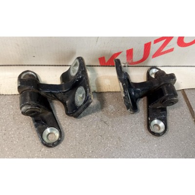 Петля двери задней правой верхняя Mercedes Benz W220 1998-2005 2207300637