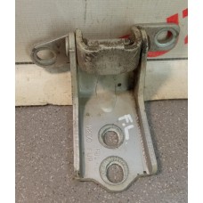 Петля двери передней правой верхняя Chevrolet Spark 2005-2010 96601223
