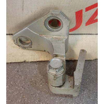 Петля двери передней правой верхняя VW Passat [B6] 2005-2010 VW Passat [B7] 2011-2015 VW Passat CC 2008-2017 3C0831402C