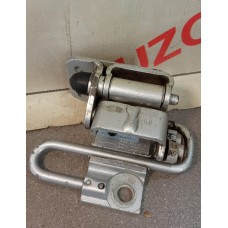 Петля двери задней левой нижняя VW Passat [B6] 2005-2010 VW Passat [B7] 2011-2015 VW Passat CC 2008-2017 3C8833411A
