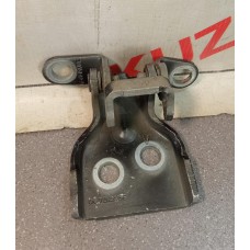 Петля двери передней правой верхняя Ford Fusion 2002-2012 1518390 2S6AA22800DE