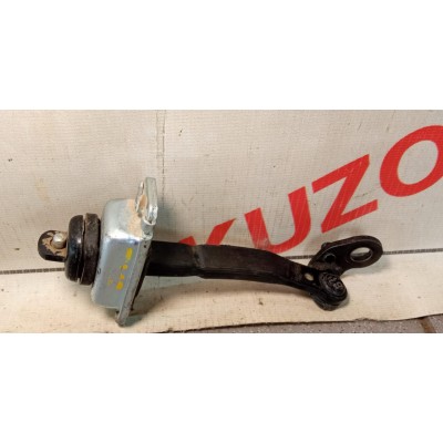 Ограничитель двери передней левой Chevrolet Aveo (T250/T255) 2005-2011 96649046