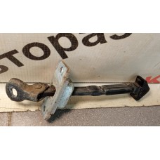 Ограничитель двери ПЕРЕДНИЙ Mazda 3 (BK) 2002-2009 BP4K58270D