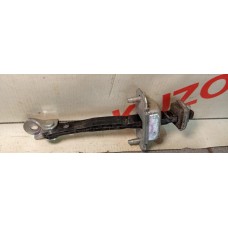 Ограничитель двери ЗАДНИЙ Subaru Legacy (B14) 2010-2015 62124AJ010
