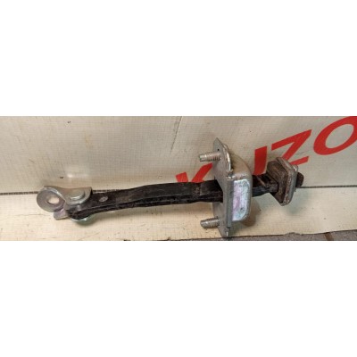 Ограничитель двери ЗАДНИЙ Subaru Legacy (B14) 2010-2015 62124AJ010