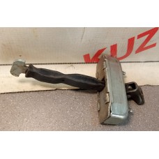 Ограничитель двери ПЕРЕДНИЙ ЛЕВЫЙ Toyota Corolla E12 2001-2007 6862012100