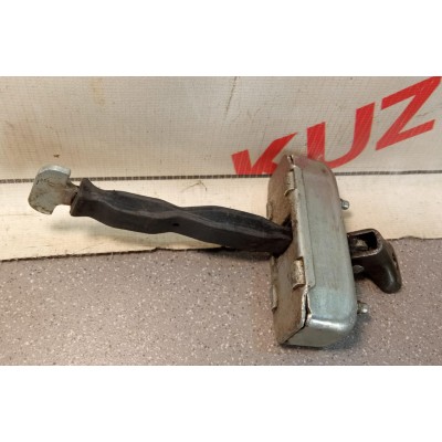 Ограничитель двери ПЕРЕДНИЙ ЛЕВЫЙ Toyota Corolla E12 2001-2007 6862012100