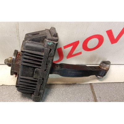 Ограничитель двери ПЕРЕДНИЙ BMW X5 E53 2000-2007 51218402502