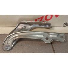 Петля капота правая SKODA OCTAVIA (A7) (2013>) 5E0823302