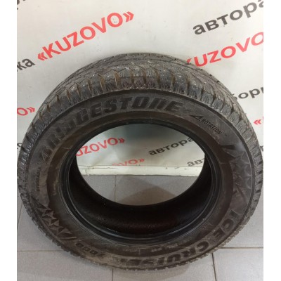 Резина 175/70 R14 Bridgestone ice cruiser 7000 остаток 7мм