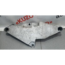 Кронштейн опоры двигателя правый CHEVROLET CAPTIVA (C100) (2006-2010) 96628791