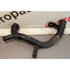 Трубка системы охлаждения Skoda Yeti 2009-2018 VW Golf VI 2009-2013 VW Jetta 2005-2011 VW Passat [B6] 2005-2010 VW Passat [B7] 2011-2015 VW Passat CC 2008-2017 06J121065F