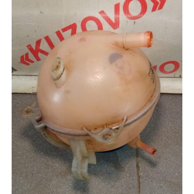 Бачок расширительный VW Golf V 2003-2009 VW Golf VI 2009-2013 VW Jetta 2005-2011 VW Jetta 2011-2018 VW New Beetle 2012-2019 VW Passat [B6] 2005-2010 VW Passat [B7] 2011-2015 1K0121407A