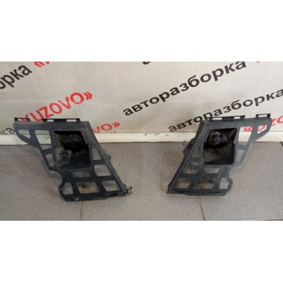 Форсунка омывателя фары левая SKODA YETI (2009>) 5L0955965