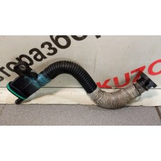 Шланг вентиляции картер. газов Skoda Octavia (A5 1Z-) 2004-2013 Skoda Superb 2008-2015 VW Jetta 2005-2011 VW Passat [B6] 2005-2010 06H103226A