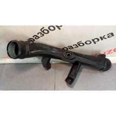 Патрубок интеркулера VW Passat [B6] 2005-2010 VW Passat [B7] 2011-2015 VW Passat CC 2008-2017 1K0145770N