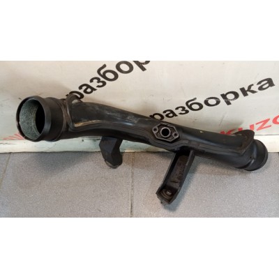 Патрубок интеркулера VW Passat [B6] 2005-2010 VW Passat [B7] 2011-2015 VW Passat CC 2008-2017 1K0145770N