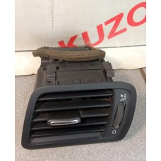 Дефлектор воздушный В ТОРПЕДО ЛЕВЫЙ VW Passat [B6] 2005-2010 VW Passat CC 2008-2017 3C1819701F