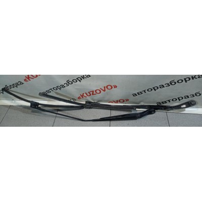 Поводок стеклоочистителя передний левый для Mazda Mazda 3 (BK) 2002-2009 BP4K67321A