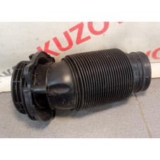 Патрубок воздушного фильтра VW PASSAT [B6] (2005>) 1K0129684AN