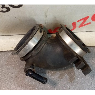 Патрубок воздушного фильтра  Mazda 3 (BK) 2002-2009 1.6 0140811611 ZJ0113221A