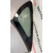 Стекло кузовное глухое правое Ford Focus II 2005-2008 СЕДАН 1362992