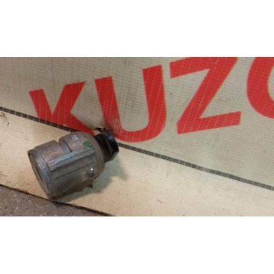 Замок лючка бензобака  Ford Fusion 2002-2012 Ford Fiesta 2001-2008 4353738