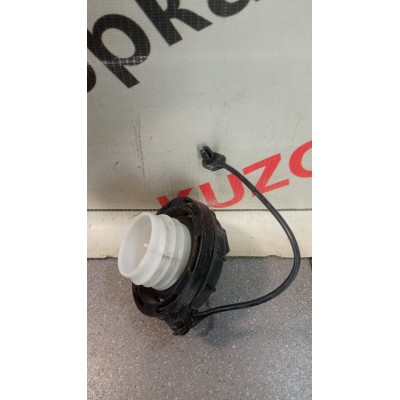Крышка топливного бака Hyundai Solaris 2010-2017 Hyundai Creta 2016-2021 Kia RIO 2011-2017 310104L000