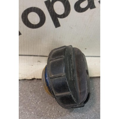 Крышка топливного бака Kia Spectra 2001-2011 0K33A42250