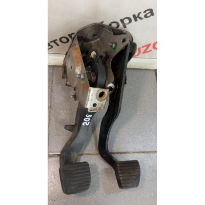 Блок педалей Peugeot 206 1998-2012 МКПП СЦЕПЛЕНИЕ+ ТОРМОЗ