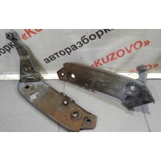 Кронштейн передней панели левый VW JETTA (2011>) 5C6805931 5С6805527