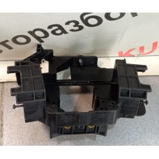 Кронштейн подрулевых переключателей FORD FOCUS II 2005-2008 4M5T13N064HH