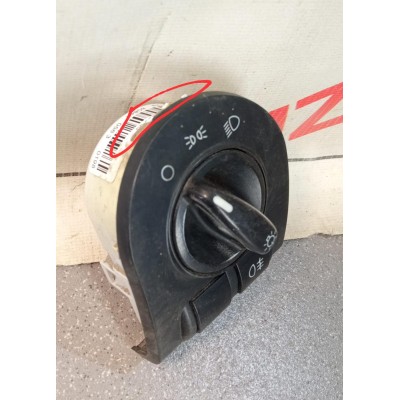 Переключатель света фар VAZ Lada Granta 2011> 21900370982000