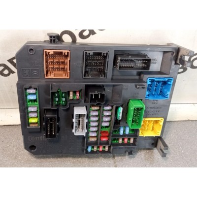 Блок предохранителей Citroen C4 II 2011-2022 9665547480 A2C53383165