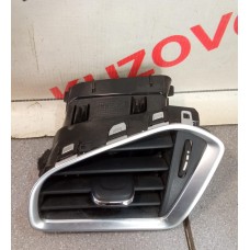 Дефлектор воздушный В ТОРПЕДО ЛЕВЫЙ Citroen C4 II 2011-2022 8247S2 9676609777