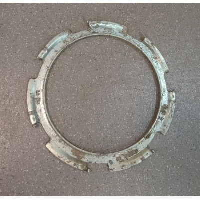 Кольцо прижимное бензонасоса VAZ LADA GRANTA (2011>)  VAZ LADA KALINA (2004-2013) 11180-1101178-10  11180110117810