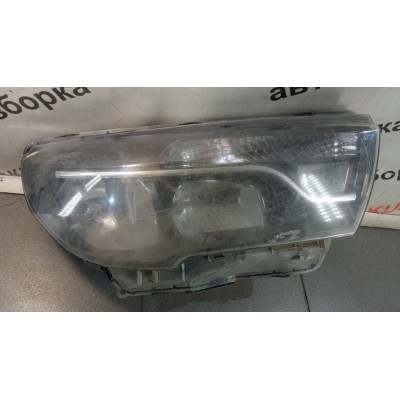 Фара правая VAZ LADA VESTA (2015>) 8450006952 21803711010