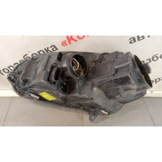 Фара правая VW GOLF V (2004-2009) НЕ КСЕНОН, СВЕТЛЫЙ ОТРАЖАТЕЛЬ 1K6941006N