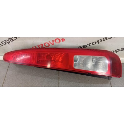Фонарь задний правый Ford Fusion 2002-2012 1383603