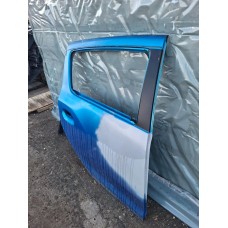 Задняя правая дверь RENAULT SANDERO 2009-2014 821006948R Задняя правая дверь RENAULT SANDERO 2009-2014 821006948R