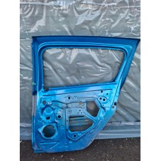 Задняя правая дверь RENAULT SANDERO 2009-2014 821006948R Задняя правая дверь RENAULT SANDERO 2009-2014 821006948R